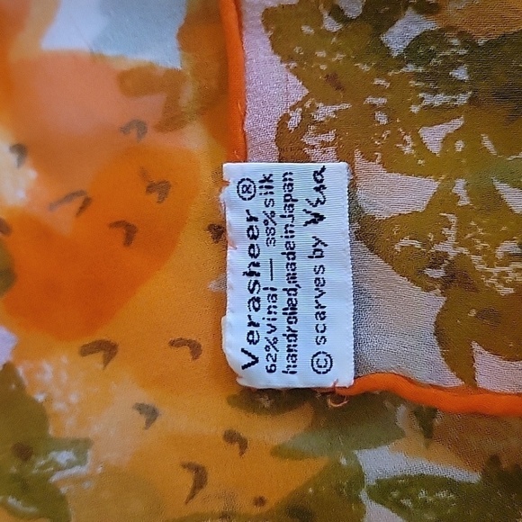 Vtg 1960s Vera Neumann Verasheer Silk Blend Orange Strawberries Long Scarf - Picture 4 of 5